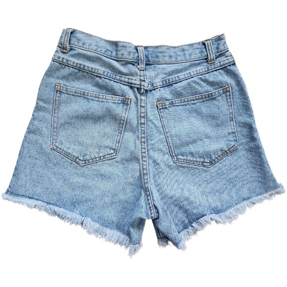 Vintage Bluenotes Light Blue Frayed Jean Shorts - Picture 2 of 3